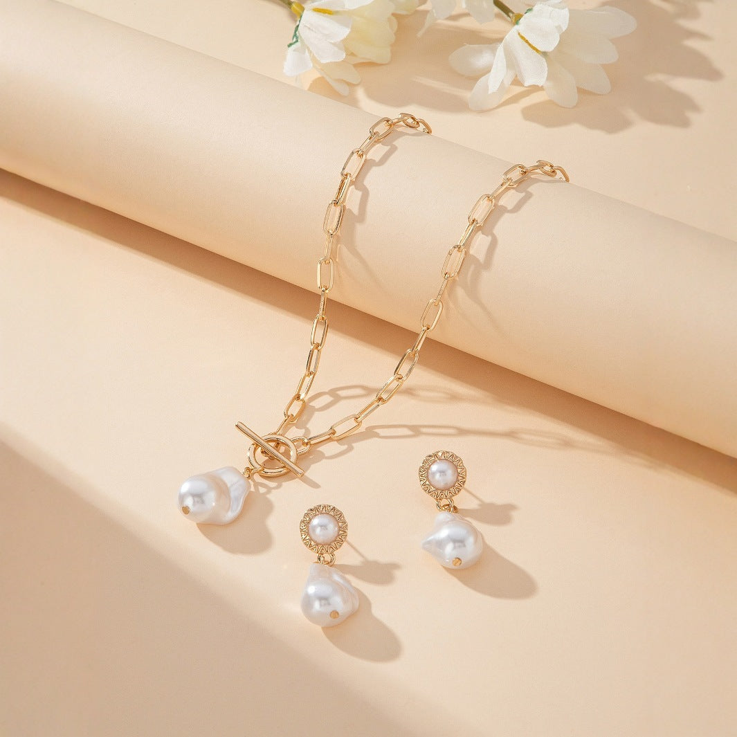 Retro Baroque Pearl Pendant Necklace Ear Stud 2-piece Set - Evans creations LLC