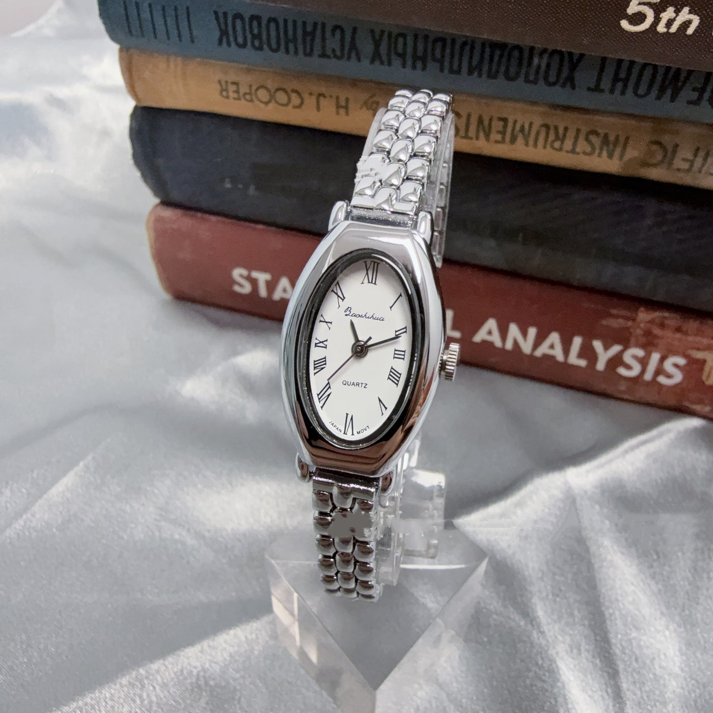 Oval Mesh Belt Retro Golden Simple Graceful Backflow Gold-plated Quartz Watch - Evans creations LLC